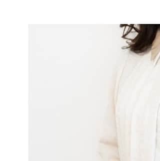 LEBECCA boutique Vintageのインスタグラム：「.﻿ ﻿ 皆さま、1つ前の投稿はご覧いただけましたでしょうか？﻿ ﻿ 今までにない、本当に特別なワンピース。昨年の夏頃に立ち上がり、お客様とスタッフが混ざり合いながら大切に作り上げてきたプロジェクトです。﻿ ﻿ 時間をかけて向き合ってきたこのワンピースが、ようやく皆様の手元に渡る瞬間がやってまいりました。﻿ ﻿ ブランドとお客様が1つの "私たち"となりワンピースを作り上げてきた過程を、リリースまでの間にたっぷりとご紹介してまいります。﻿ ﻿ この心躍る新プロジェクトを、どうぞお楽しみくださいませ💐  #私たちとのワンピース #LEBECCAboutique」