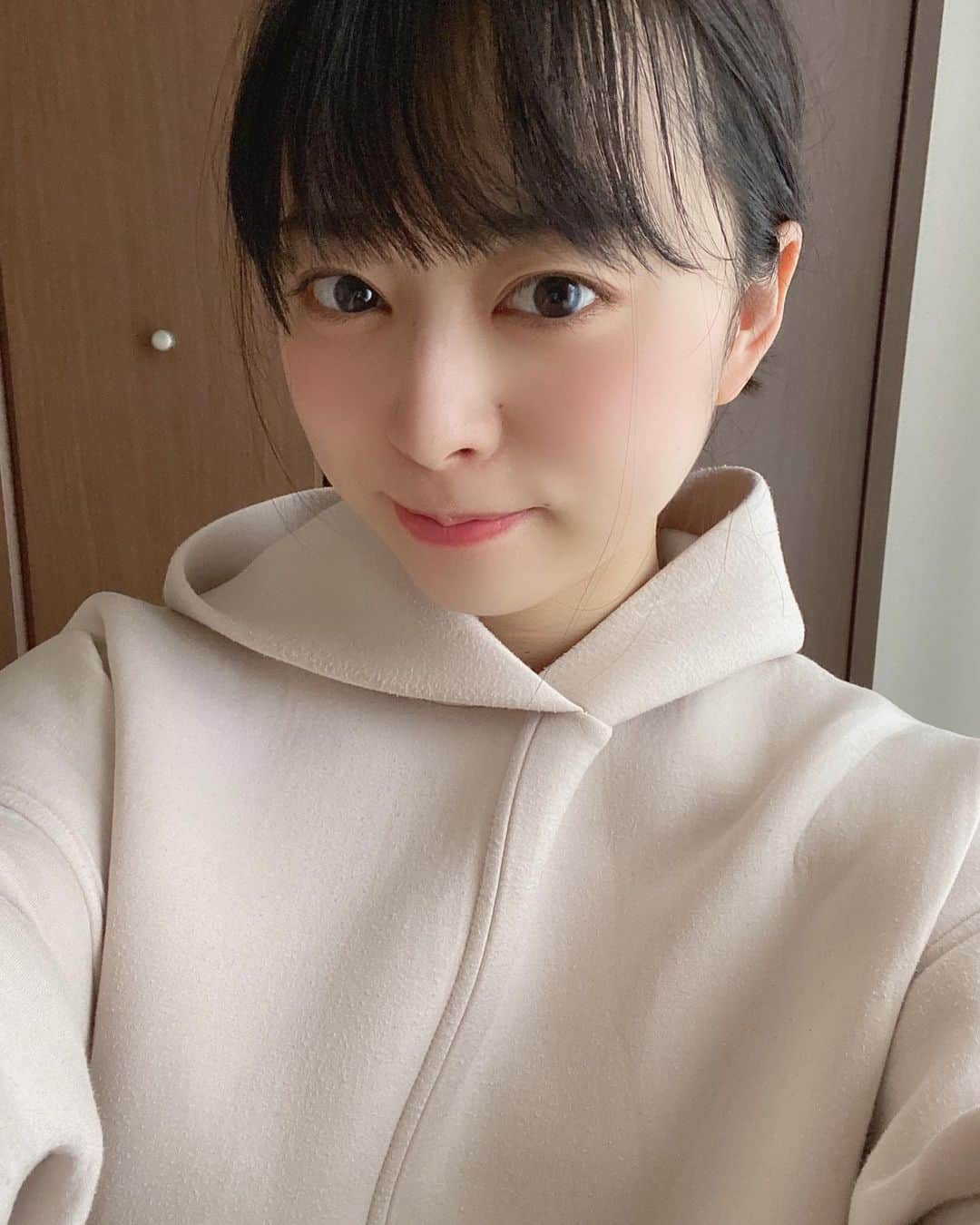 伊藤寧々さんのインスタグラム写真 - (伊藤寧々Instagram)「ㅤㅤㅤㅤㅤㅤㅤㅤㅤㅤㅤㅤㅤ 地震に大雨☔︎ 不安なことが続きますが備えて、安全を願うのみです。。  週の初め月曜日、今日もお疲れ様でした🥺✨ ㅤㅤㅤㅤㅤㅤㅤㅤㅤㅤㅤㅤㅤ ㅤㅤㅤㅤㅤㅤㅤㅤㅤㅤㅤㅤㅤ 動画は私の最近お世話になっている癒しスポット🌷✨ #bodyconditioning  @hello.seeyou_」2月15日 18時18分 - 12neneito12