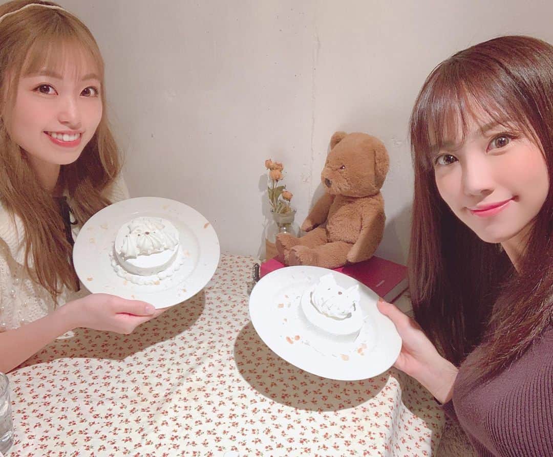 霧島聖子さんのインスタグラム写真 - (霧島聖子Instagram)「今日はね、あびちゃんと くまがいっぱいいるメルヘンなカフェに行ってきたよ🧸♥️ プードルケーキも可愛かったぁ(◍•㉦•◍)๑ うちのはヨークシャーテリアか？ 誘ってくれてありがとうううう☺️ 2020フレエン卒業してもこうして遊んでおくれな…✨らぶ!  @allcscafe_  @anna_abirun  #allcscafe #bear #くま #🧸 #プードルケーキ #cafe #高円寺 #カフェ #うさぎもいた」2月15日 18時33分 - seiko_kirishima