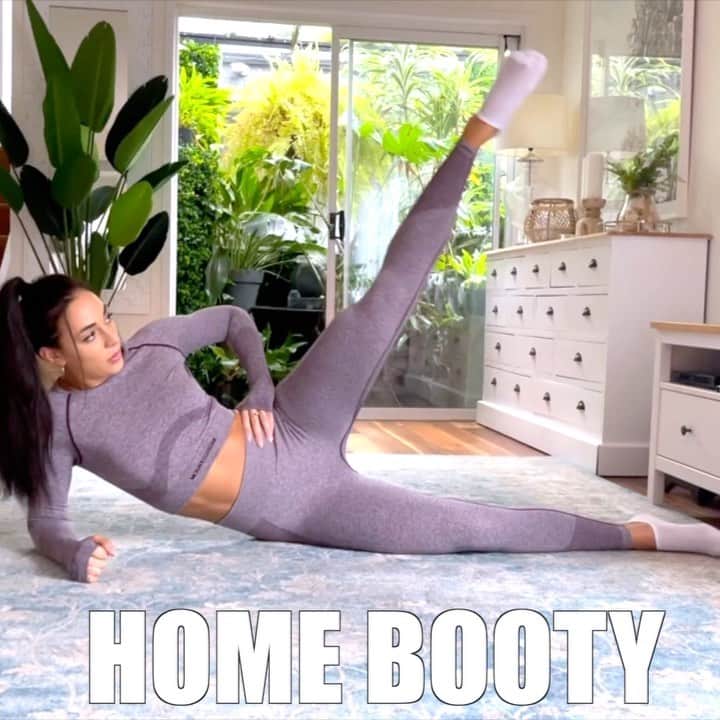 Danielle Robertsonのインスタグラム：「HOME BOOTY 🍑🔥  No equipment, no problem because today’s HOME BOOTY workout only requires you + a cute outfit! My outfit is from @FashionNova Activewear 🙌 Loving this super stretchy set (perfect for your post booty workout booty pump - if you know you know 😉)!  WORKOUT  3 SETS  30 sec Lying Side Leg Circles (each leg) 30 sec Lunge w/ Kick Back (each leg) 30 sec Sway Squats 30 sec Lying Side Leg Raises 30 sec Squat Hold  FashionNovaPartner」