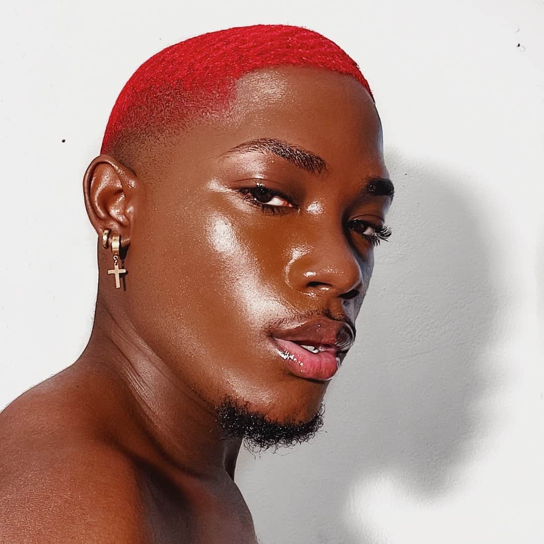 Smashboxのインスタグラム：「@dylandavii putting halo tinted moisturizer to WORK ✨ check out our stories for Dylan's takeover today ♥️」