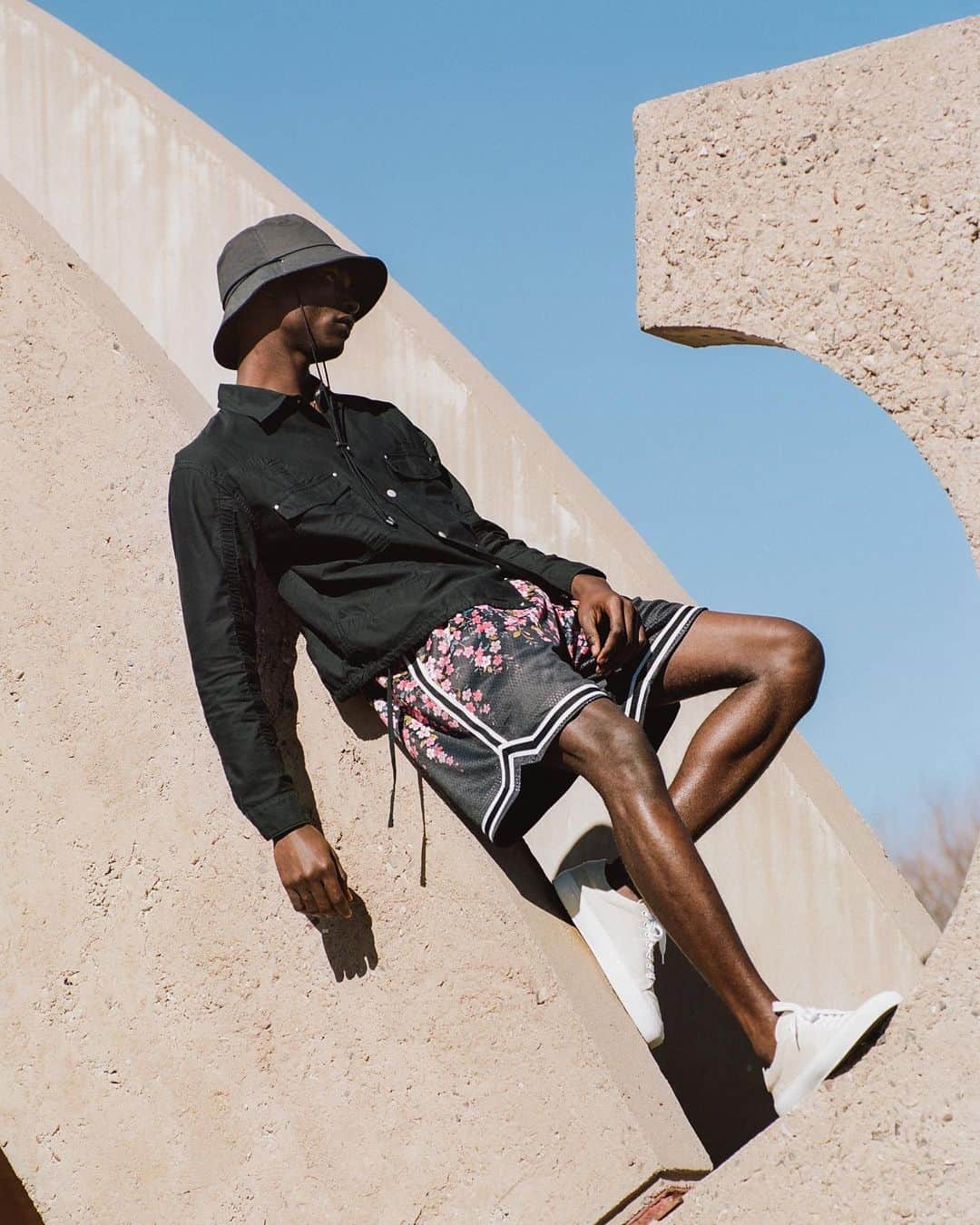 ジョン エリオットのインスタグラム：「Kabuki restock. 🌸 Tomorrow.」