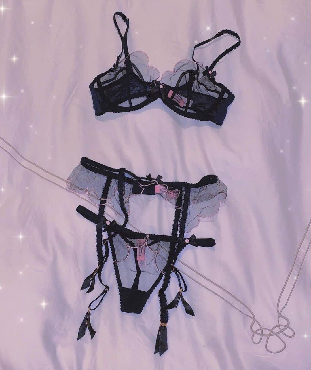 ミシェル・ファンさんのインスタグラム写真 - (ミシェル・ファンInstagram)「Life is too short to not wear fancy lingerie.」2月16日 5時38分 - michellephan