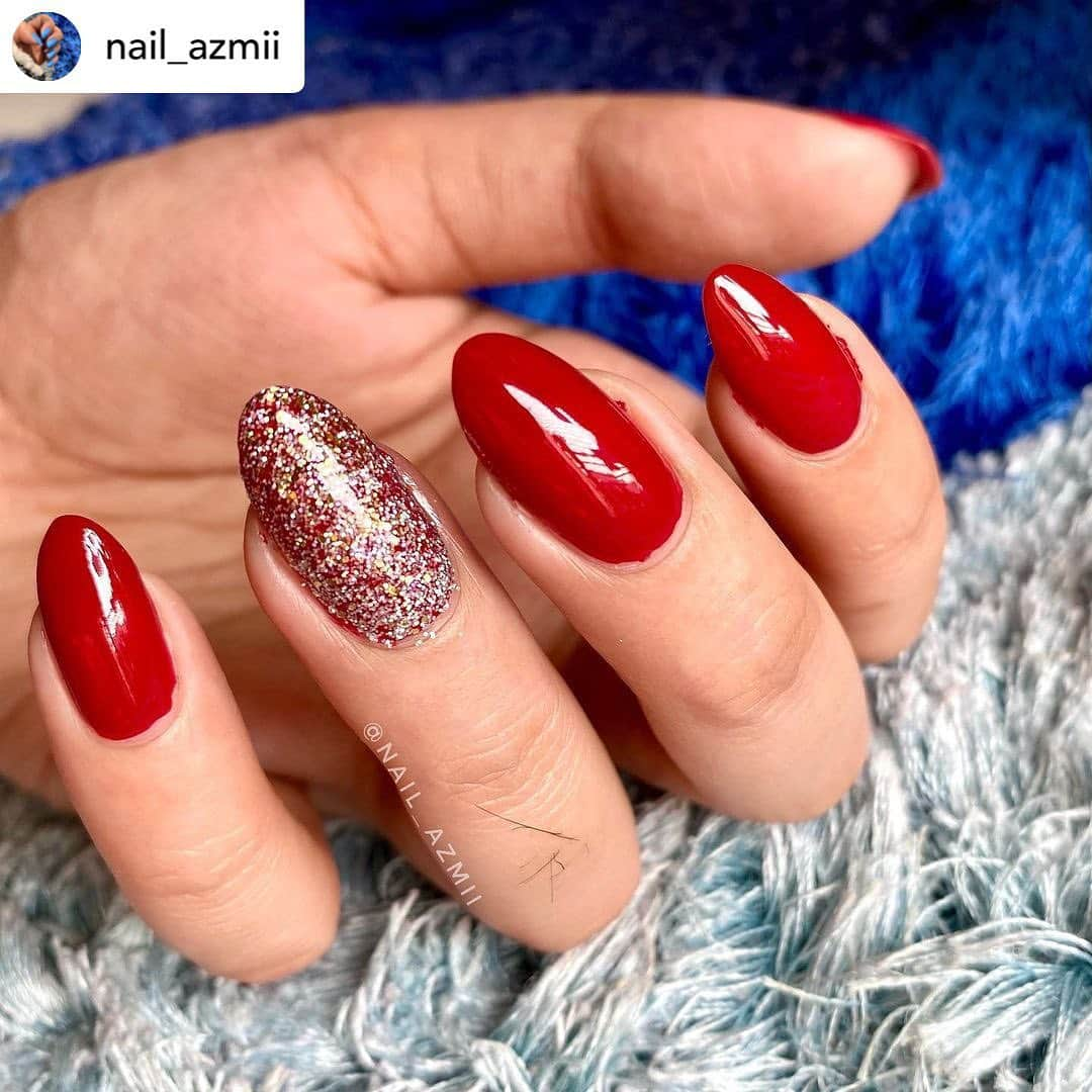 Nail Designsさんのインスタグラム写真 - (Nail DesignsInstagram)「By• @nail_azmii Happy valentines day. This is my Vday nails✨✨✨ . . . . . . . . . . . . . . . . . . . . .  #nails #nailart #nailsofinstagram #beyourincredibleself #manicure #nailspafeature #essielove #nailfeature #nailstagram #nailsonfleek #EverydayZoya #weloveyournailart #ellamila #nailsoftheday #ColorIsTheAnswer #deborahlippmann #nailpolish #naildesigns #acrylicnails #nailsFascination #NAILPRO #metdaan #nailsmagazine #glitternails #gelpolish #monstera #fashion #nailtech #nailartist」2月16日 5時47分 - nailartfeature