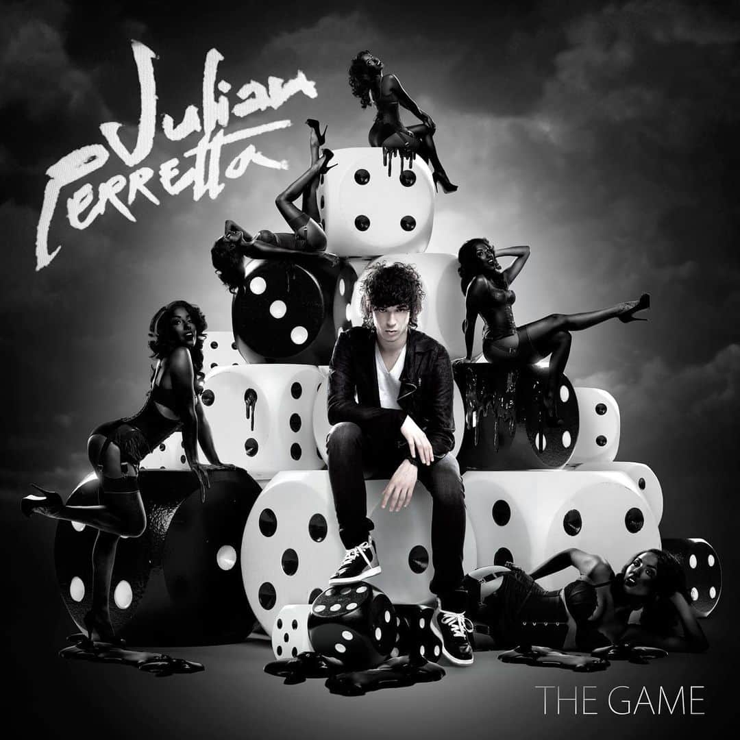 ジュリアン・ペレッタのインスタグラム：「THE GAME - 2012 by @jamsutton」