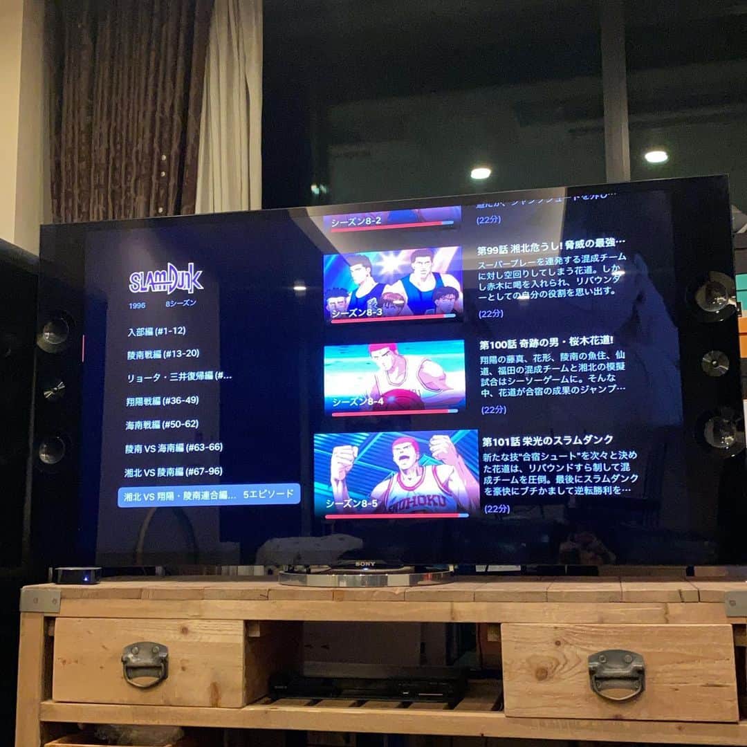 古閑美保のインスタグラム：「SLAMDUNKアニメは全国大会前で終わってしまった、、、 漫画読み直そうかな、、、 それかまた韓流に戻ろうか、、、迷うところ😏」
