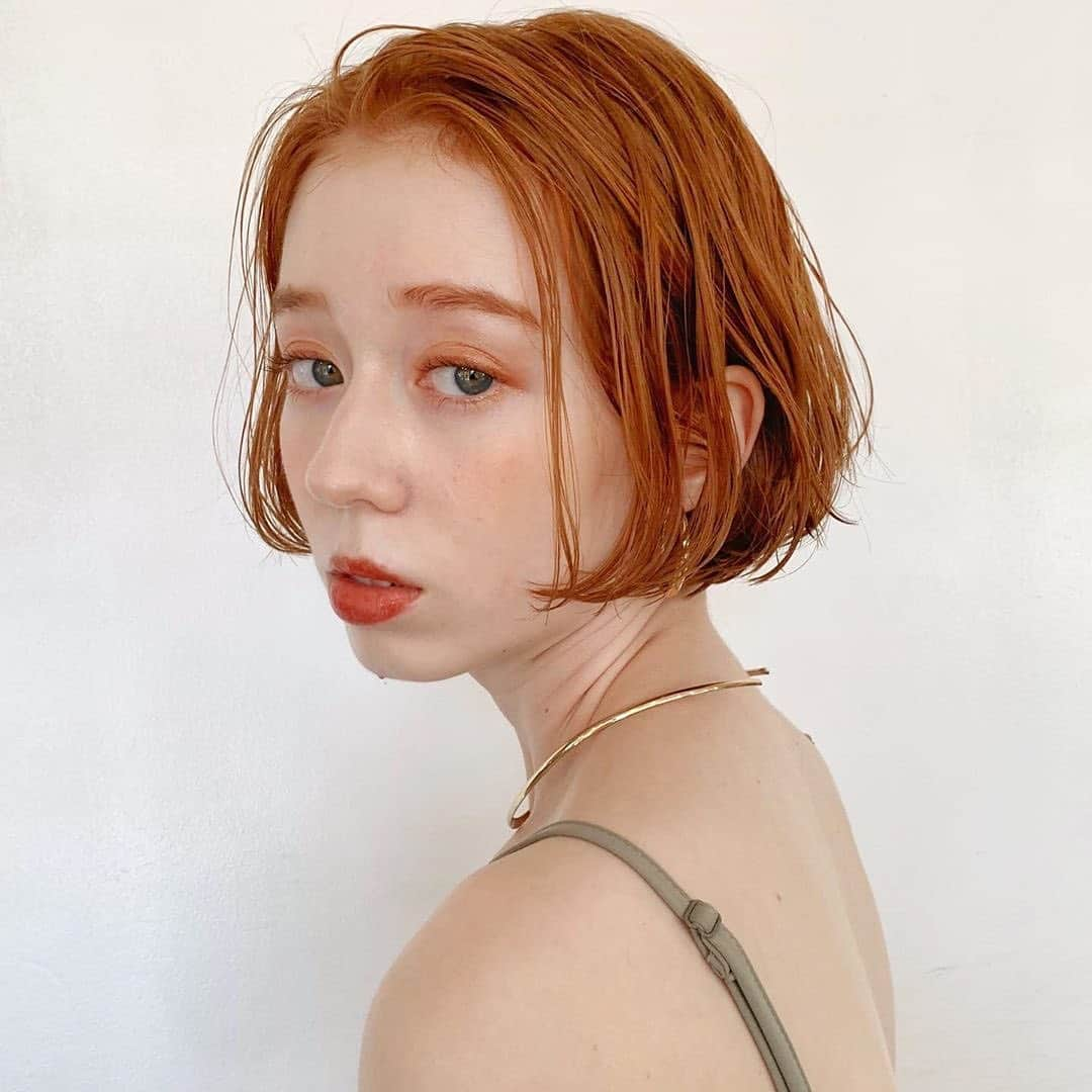 LALA公式さんのインスタグラム写真 - (LALA公式Instagram)「orange beige bob＊ ﻿ ﻿ LALA official スタイリスト：﻿ 椛沢 柚希 @garden_yuzu (lora.garden)﻿ ﻿ ヘアスタイル詳細（スタイリング方法、オーダー方法、メニュー、料金、施術時間）はこちらからのご覧になれます。﻿ ﻿ https://lalahair.co.jp/bob/maesagari/12195/﻿ ﻿ ﻿ —————————————————— ﻿ ﻿ LALA webサイト→「ヘアカタログララ」 で検索✨﻿ ﻿ LALAは、全国の厳選美容師だけを掲載するヘアカタログメディアです。﻿ ﻿ 技術、センス、サービスにこだわるプロフェッショナルが、毎日のサロンワークでお客様に提案するリアルなヘアスタイルを掲載しています。﻿ ﻿ あなたの魅力を引き出す運命の美容師をみつけてください。 ﻿ ﻿ ﻿ —————————————————— ﻿ ﻿ ﻿ #ボブ #ボブヘアー #ボブヘア #外ハネボブ #ショートボブ #前下がりボブ #ミニボブ #レイヤーボブ #ボブヘアアレンジ #ボブアレンジ #オレンジメイク #オレンジカラー #オレンジリップ  #オレンジベージュ  #オレンジブラウン  #アプリコットオレンジ #ワンレンボブ #ワンレン #切りっぱなしボブ  #髮型屋 #髮型設計 #发型 #造型 #短髮 #日系髮型 #女生髮型 #女生短髮 #短髮造型 #短髮女孩 #日系短髮」2月15日 21時42分 - lala__hair