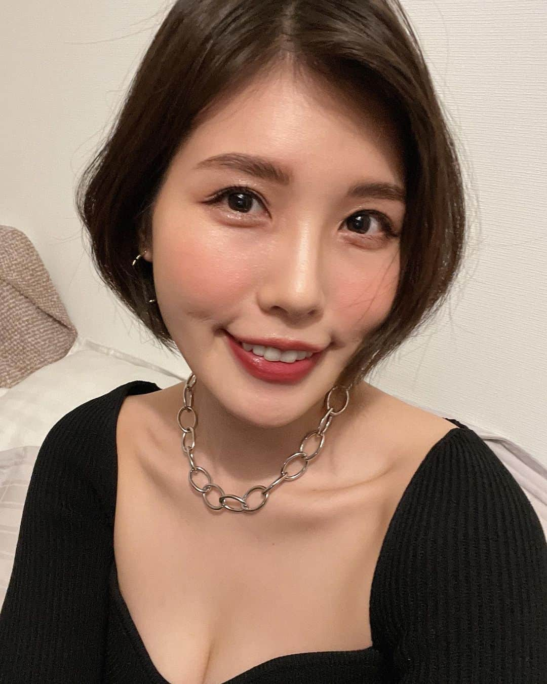 ふしみ彩香さんのインスタグラム写真 - (ふしみ彩香Instagram)「インスタライブやるやる詐欺ですみません。いつかやる！ たぶん来月かなあ。  なんだか私、〆切前にインスタ更新する気質があるらしいです🤷‍♀️ 原稿頑張りまーす🙋‍♀️  #selfie」2月15日 21時44分 - tibino31