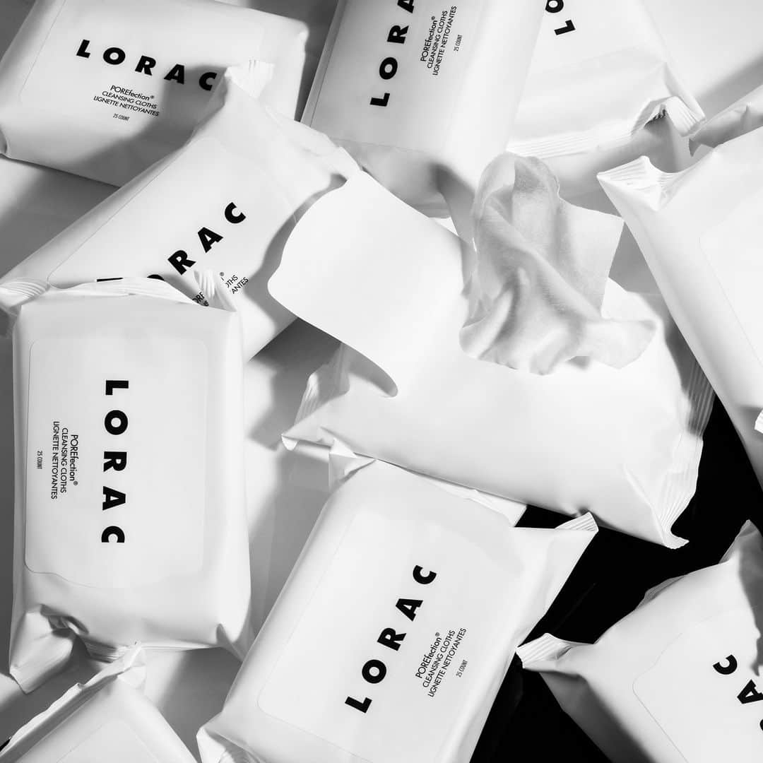 LORACのインスタグラム：「Start fresh on Monday ✨✨ POREfection Cleansing Cloths with a rich blend of botanical flora to keep skin feeling calm, cool and soothed - available now on LORAC.com - link in bio!  #LORAC #LORACCosmetics」