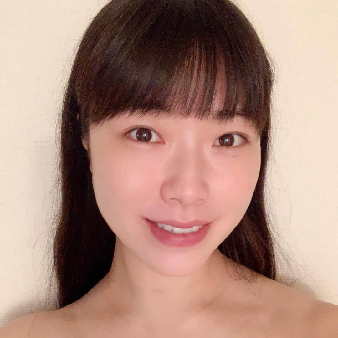 小田飛鳥さんのインスタグラム写真 - (小田飛鳥Instagram)「今日は打ち合わせで楽しい事たくさん考えて、 マッサージと前髪カットして、 心と体が満足してる☺︎ #日々是好日 #nomakeup」2月15日 22時08分 - asuka_oda_0320