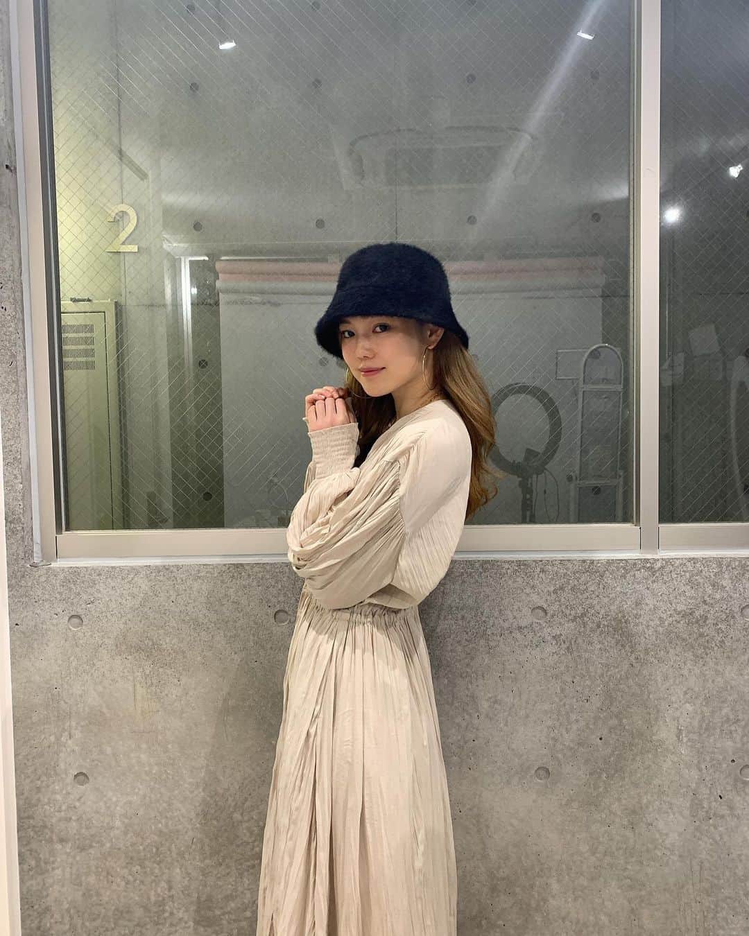 のインスタグラム：「インスタライブでも挙動不審。  ワンピースのタグ見ました！　@elendeek でした！」