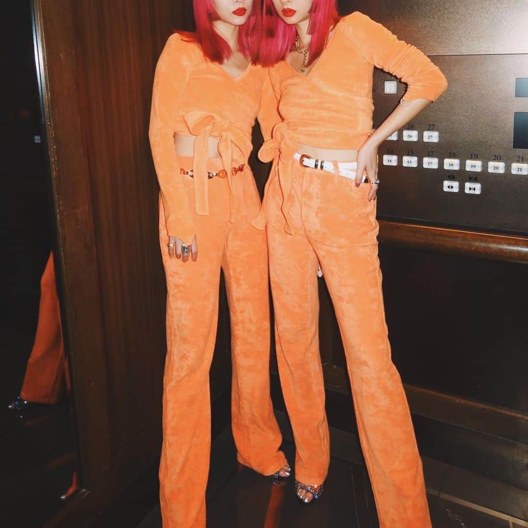 AYAさんのインスタグラム写真 - (AYAInstagram)「🧡Maisie Wilen will be presenting its Fall Winter 2021 collection digitally during this season’s New York Fashion Week. We're wearing matching bright orange setups Brighten our mood with lovely clothes Can't wait for the new season💫 @maisie_wilen」2月15日 23時07分 - ayaxxamiaya