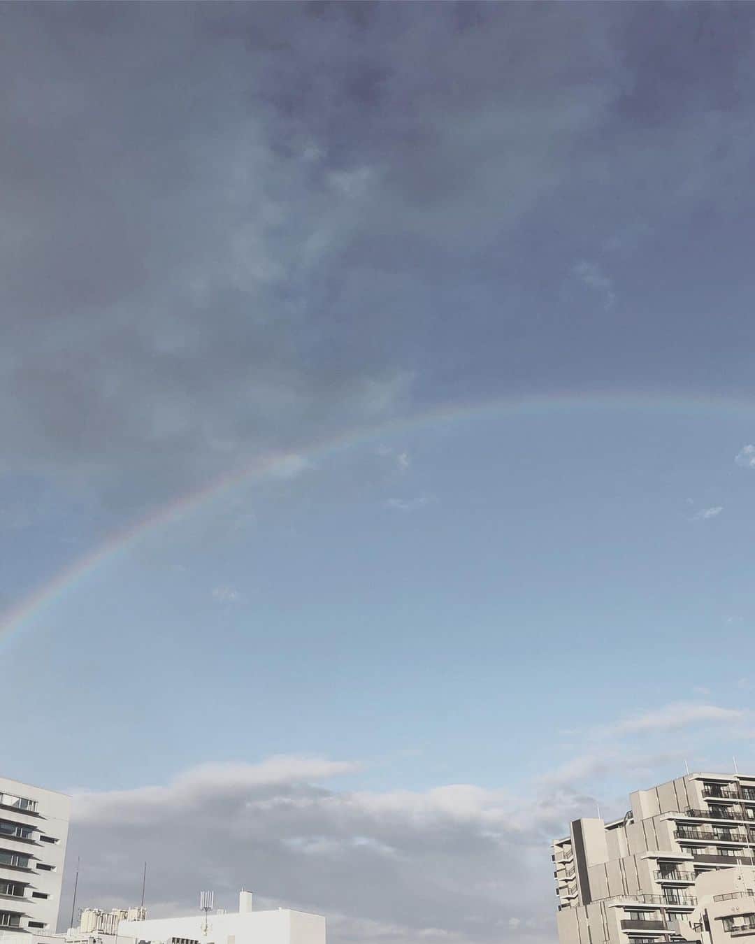 のインスタグラム：「🌈」