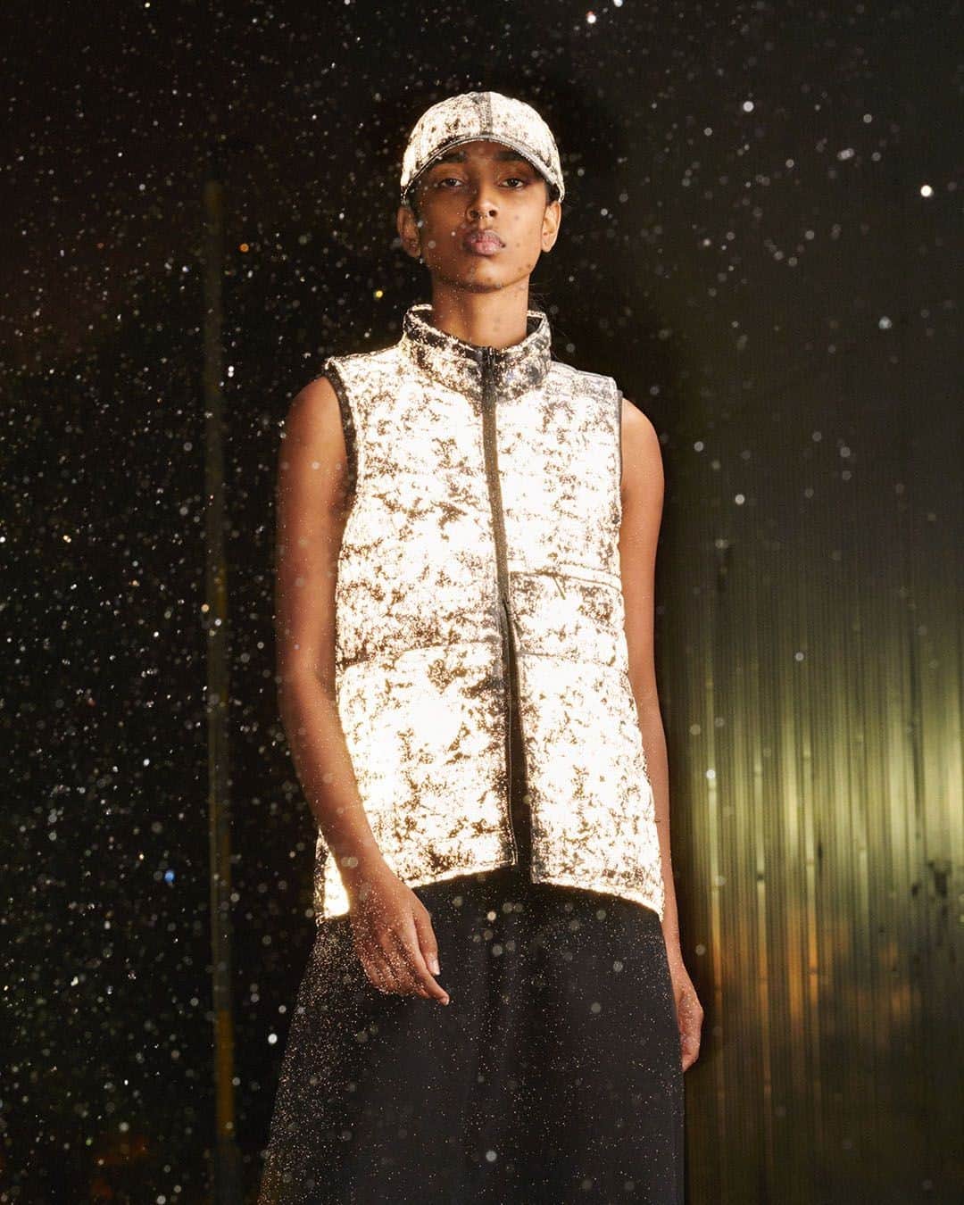 ワイスリーのインスタグラム：「Y-3 Distressed Reflective Light Down Liner Vest and Cap.  Y-3 Spring/Summer 2021.  ---  #adidas #Y3 #YohjiYamamoto  Discover the collection at adidas.com/y-3」