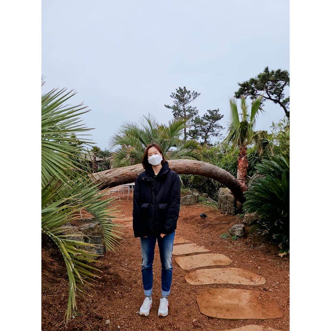 張藝娜さんのインスタグラム写真 - (張藝娜Instagram)「#설날#3인가족#제주#마스크와한몸😷」2月15日 23時56分 - yena1213