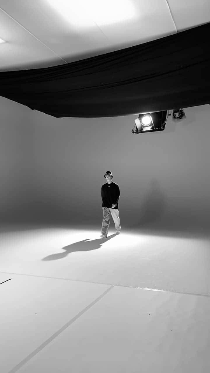 アディアムのインスタグラム：「ADEAM FALL WINTER 2021 & ADEAM ICHI DIGITAL RUNWAY SHOW. TUNE IN AT 11:30AM EST AT ADEAM.COM. #NYFW」