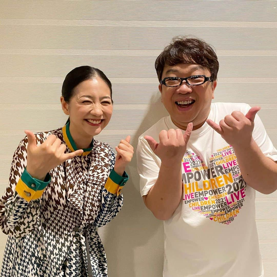 関根麻里さんのインスタグラム写真 - (関根麻里Instagram)「ライブ終わりにMCの天野さんと🤙  #ライブエンパワーチルドレン2021 #小児がん #チャリティーライブ #キャイ〜ン #天野ひろゆき」2月16日 0時14分 - marisekine