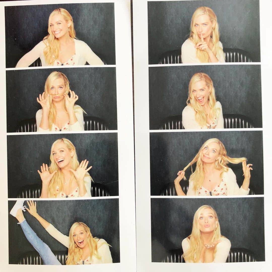 ベス・ベアーズのインスタグラム：「Holiday #Monday VIBEEES」