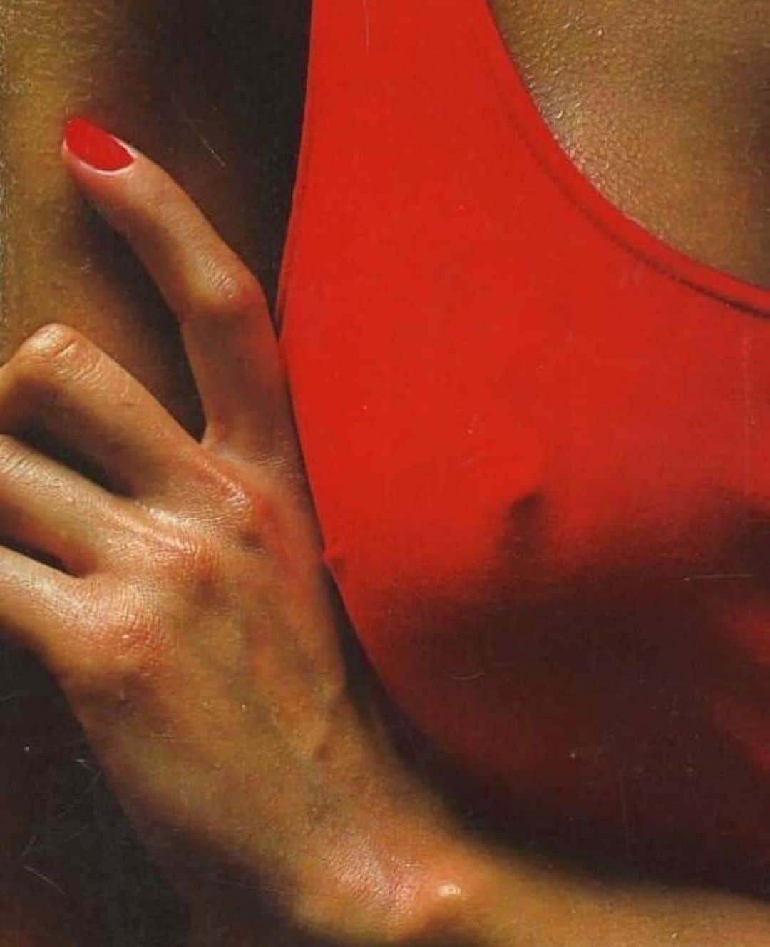 フラヴィア・ルチーニのインスタグラム：「Summer dreams ❤️」