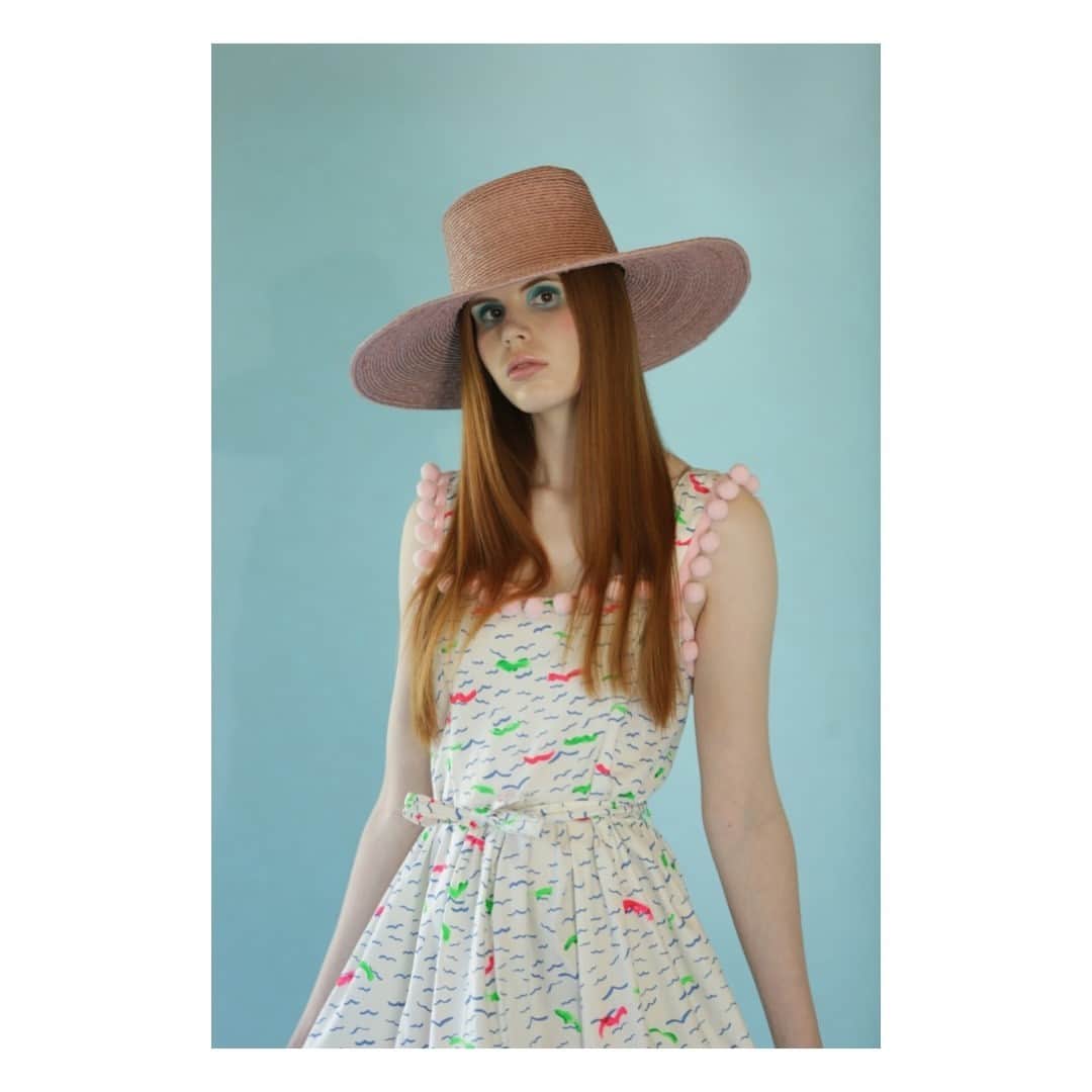 イヴァナ ヘルシンキのインスタグラム：「Every girl’s dream -to have one more dress to go!  #IvanaHelsinki #Fashion #Flashesvol3 #collection」