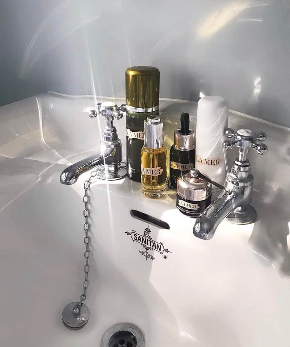 ドゥラメールのインスタグラム：「Long weekend luxuriating. ⁣ ⁣ #Regram ℅ @thelondonfoxx.」