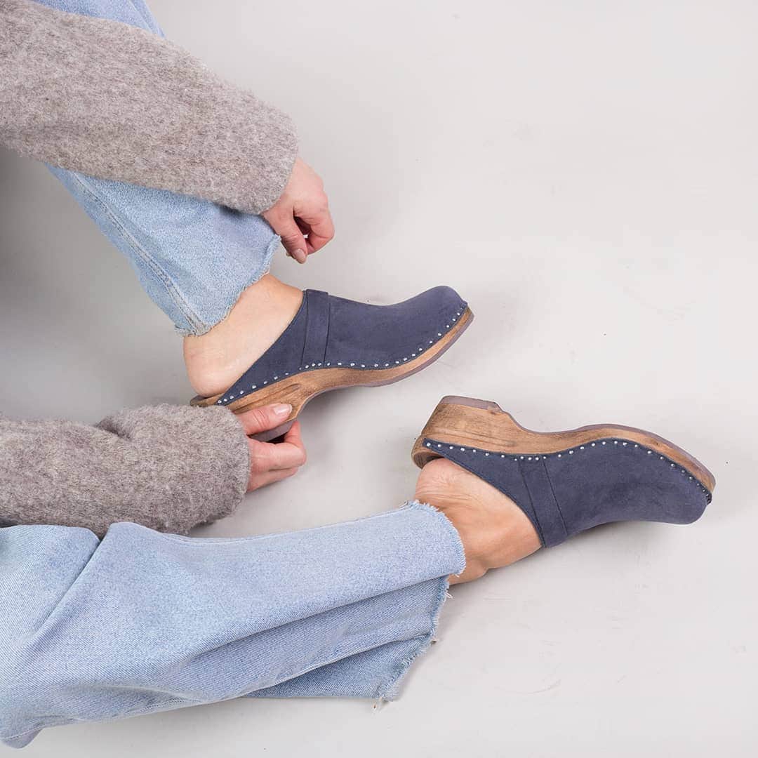 のインスタグラム：「The ace in your sleeve - a pair of classic Swedish clogs」
