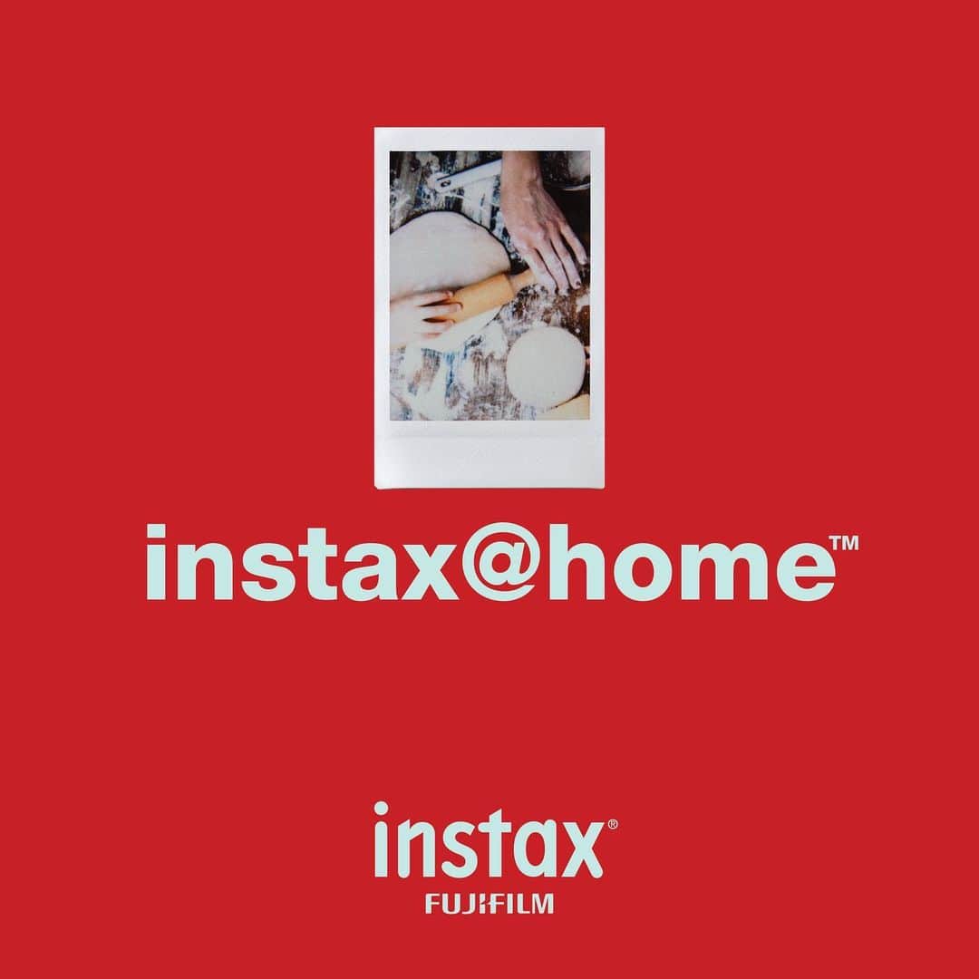 Fujifilm Instax North Americaさんのインスタグラム写真 - (Fujifilm Instax North AmericaInstagram)「Love is still in the air ❤💕 How do you #DIY for your loved ones? ❤🎈⁠ .⁠ .⁠ .⁠ #instaxathome⁠ #dontjusttakegive⁠ #givehappiness⁠ #minifilm⁠ #instaxdiy」2月16日 2時35分 - fujifilm_instax_northamerica