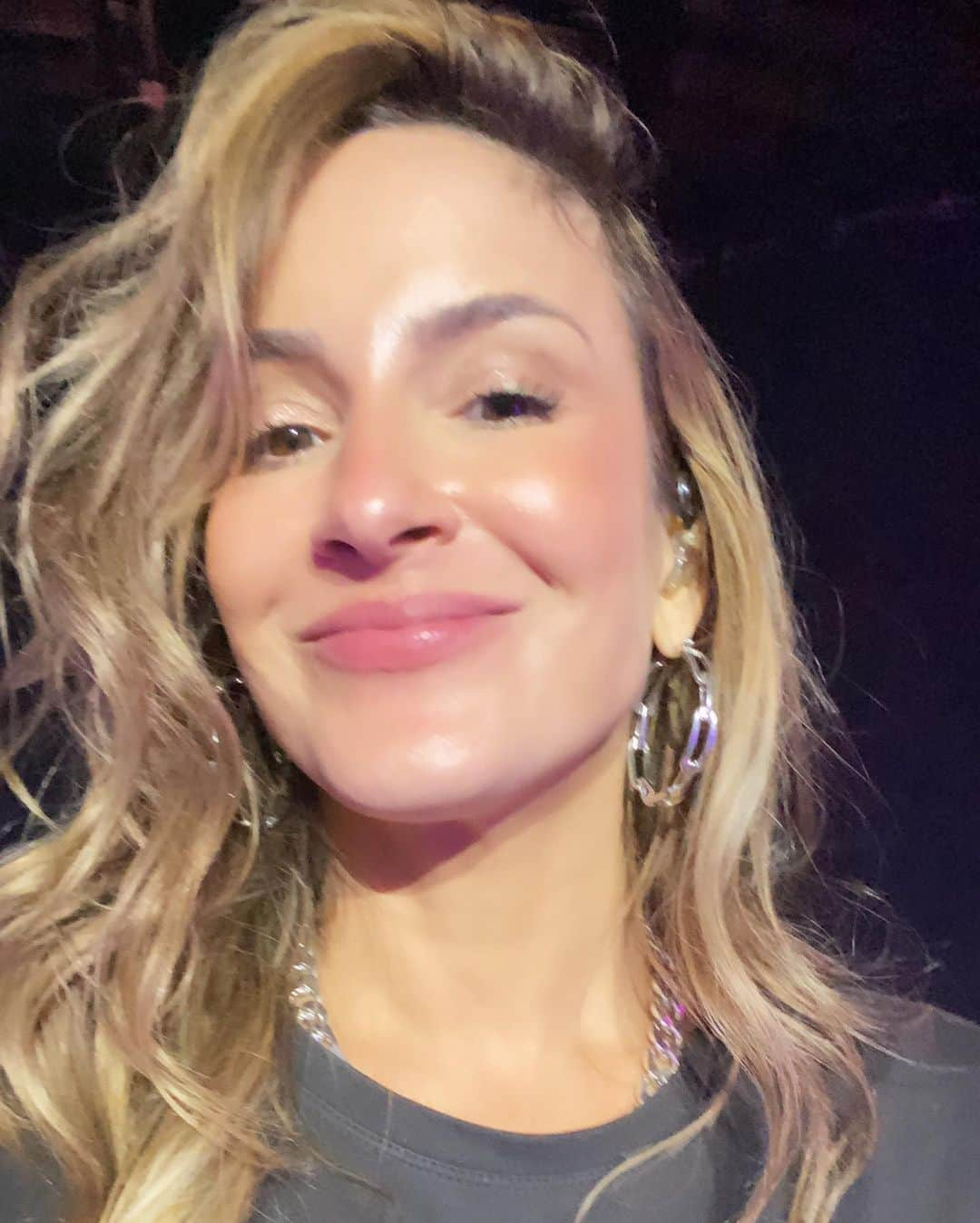 Claudia Leitteさんのインスタグラム写真 - (Claudia LeitteInstagram)「Marquei alguns dos profissionais que participaram ativamente do nosso embelezamento para essa live. 💛💛💛💛💛💛」2月16日 2時52分 - claudialeitte