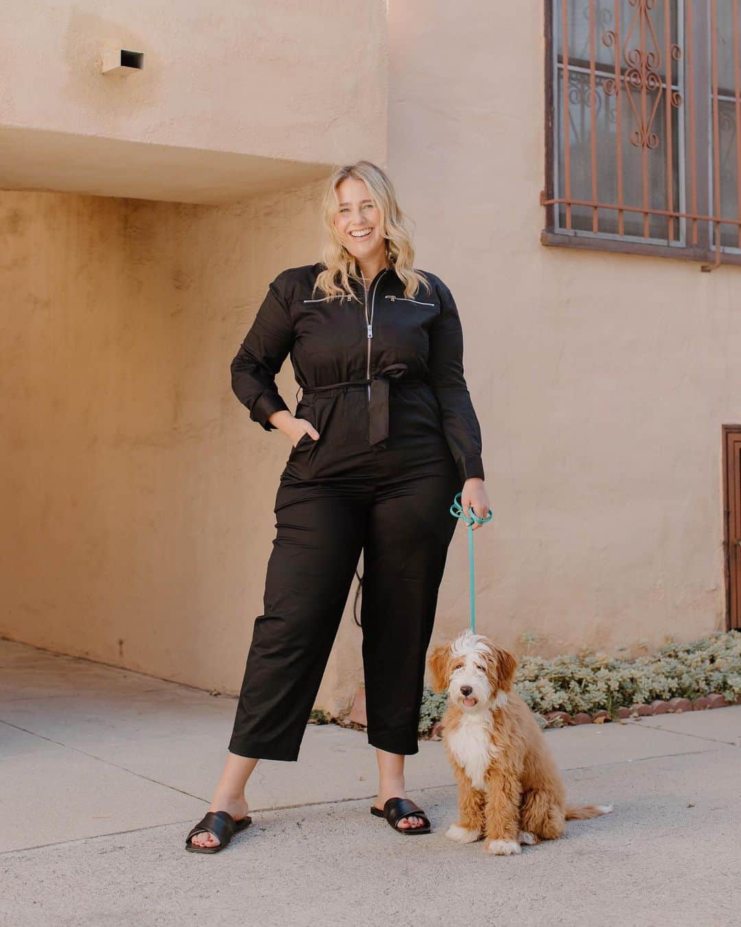 Banana Republic のインスタグラム：「Styling our Core Temp Jumpsuit is a walk in the park for @fittybritttty. (Cute pup not included). #itsbanana」
