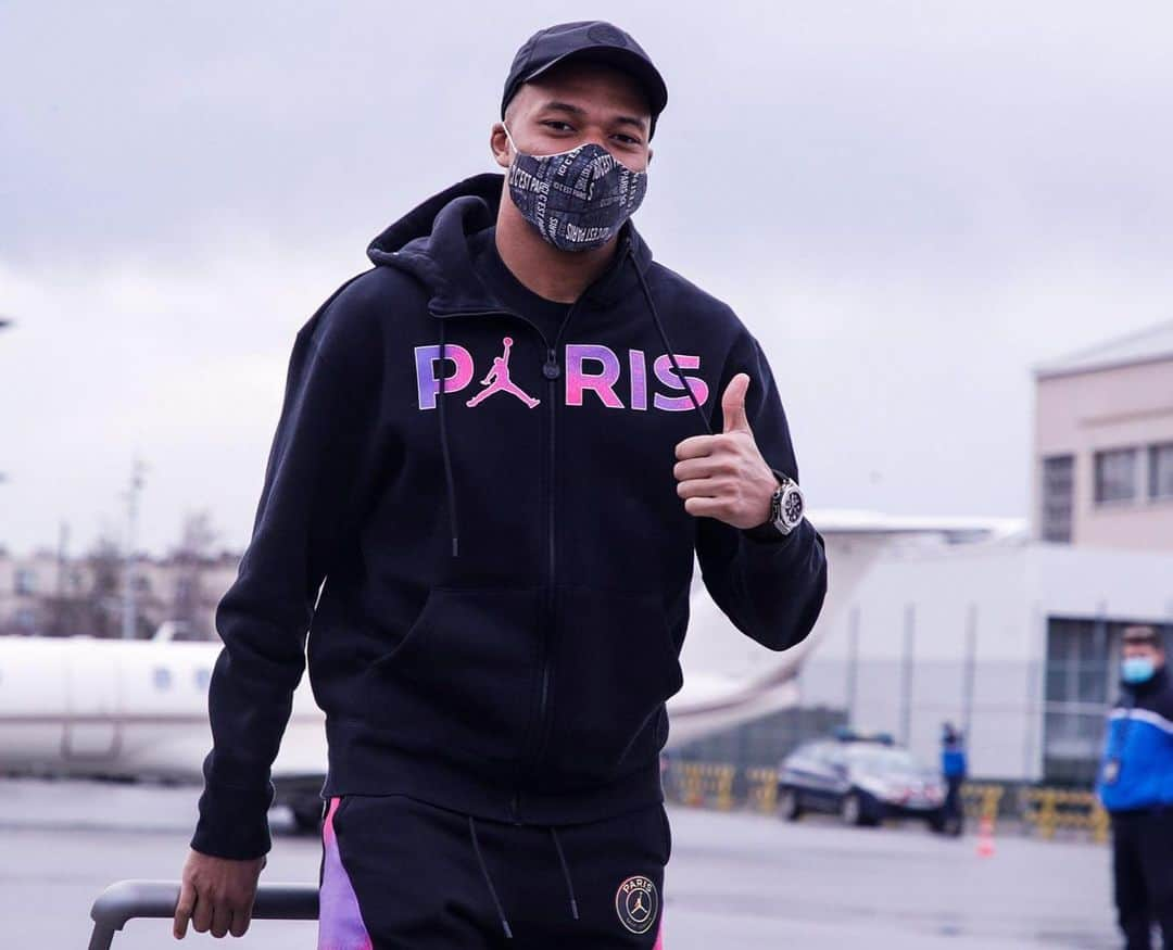 キリアン・エムバペさんのインスタグラム写真 - (キリアン・エムバペInstagram)「🇪🇸✈️🏟...」2月16日 2時53分 - k.mbappe