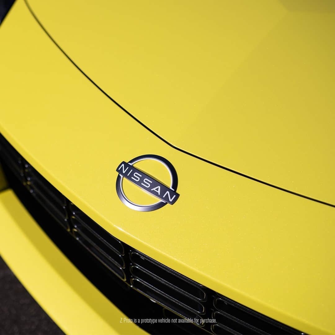 Nissan USA Official Instagram accountのインスタグラム：「Thrill starts in the grille. #ZProto」