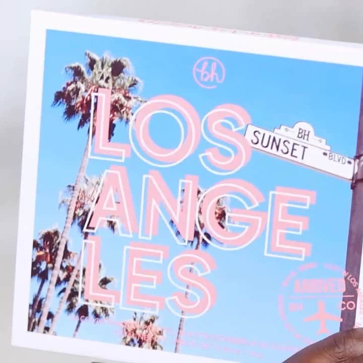 BH Cosmeticsのインスタグラム：「Swatches that have us soaring ✈️  📸 : @_ohemaabonsu in Apres in Aspen - 6 Color Highlighter Palette and Lost In Los Angeles - 16 Color Shadow Palette  #bhtravelseries #bhcosmetics」