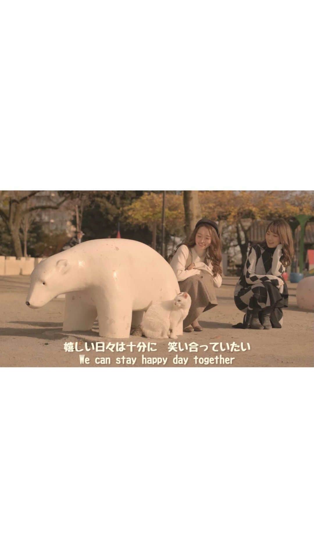 のインスタグラム：「YouTubeはこちら⏬ http://www.youtube.com/c/sarralog?sub_confirmation=1 みー生誕15周年記念作品🐈💓 . . . . #虹#菅田将暉#歌ってみた#モデル#猫#ネコ#ねこ#猫のいる暮らし#猫好きさんと繋がりたい#白猫#インフルエンサー#美容#美容好きな人と繋がりたい#美容垢#港区#銀座#東京#YouTube#さらろぐ#sarralog#rainbow」