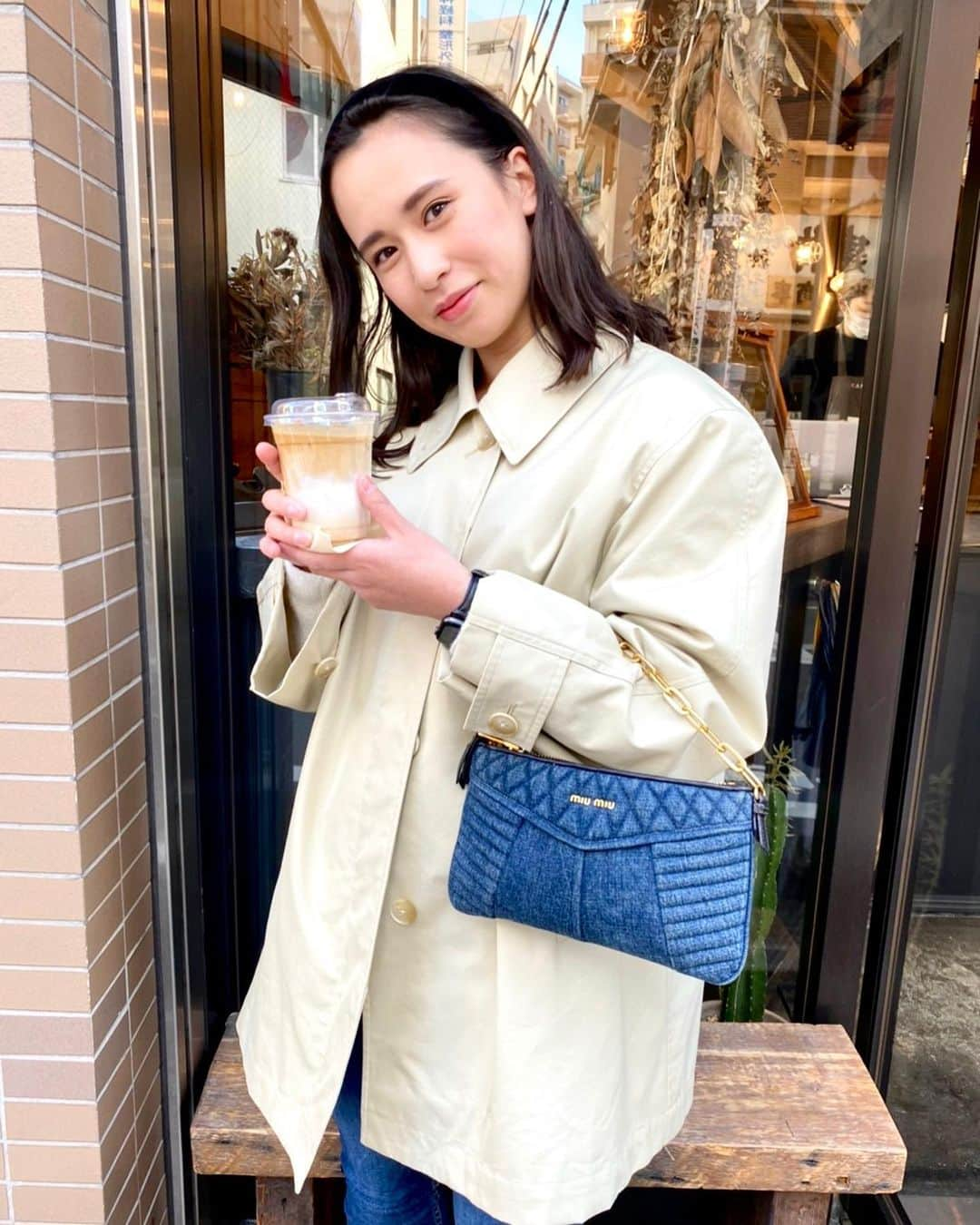 持永真実さんのインスタグラム写真 - (持永真実Instagram)「@camelback_richvalley ☕️ 昨日雨だったけど、今日は良い天気だったので、珈琲片手にお散歩〜🚶🏻‍♀️💕  これからキックの練習✊☺️  #まみふく」2月16日 14時19分 - mami_mochinaga