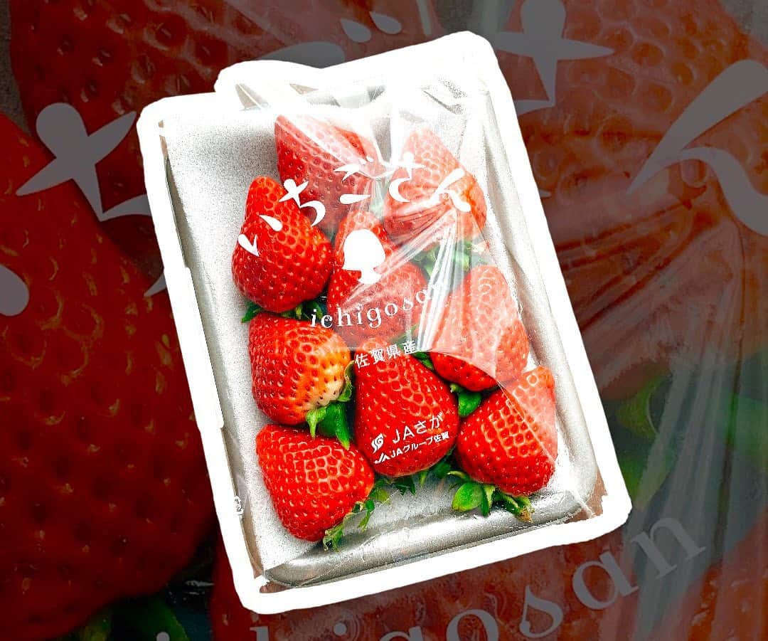 長沢美月さんのインスタグラム写真 - (長沢美月Instagram)「いちごさん🍓 名前とパッケージがなんか可愛い。笑 #いちご #いちごさん #strawberry #japan」2月16日 14時44分 - _mizuki_0212