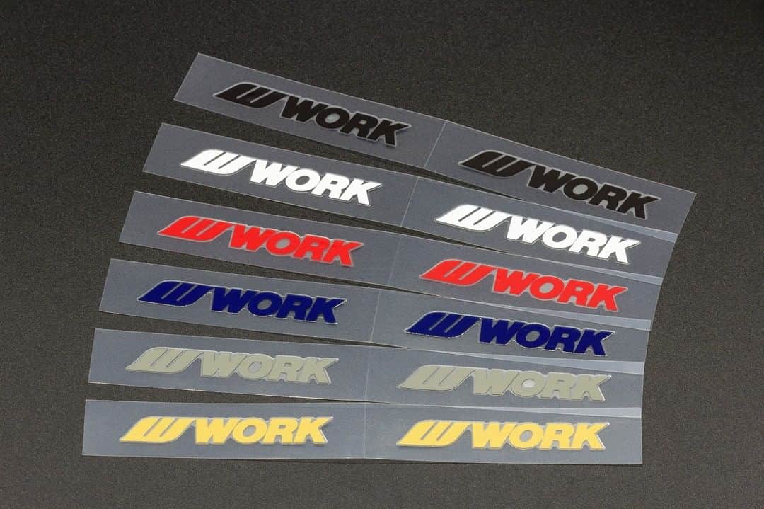 のインスタグラム：「こんにちは！　ワークからグッズ紹介 第2弾！ 簡単カスタムの第一歩！『WORK超ミニステッカー』のご紹介です！ なぜ　超ミニ？　なんと横幅45mmサイズ！しかも抜き文字タイプステッカーなのです！なので、ホイールや愛車はもちろん、スマートフォンなど様々な場所にお使いいただける訳ですよ！ 是非ワンポイントにいかがでしょうか。 #work #workwheels #workwheelsjapan #ワーク #ワークホイール #workgoods」