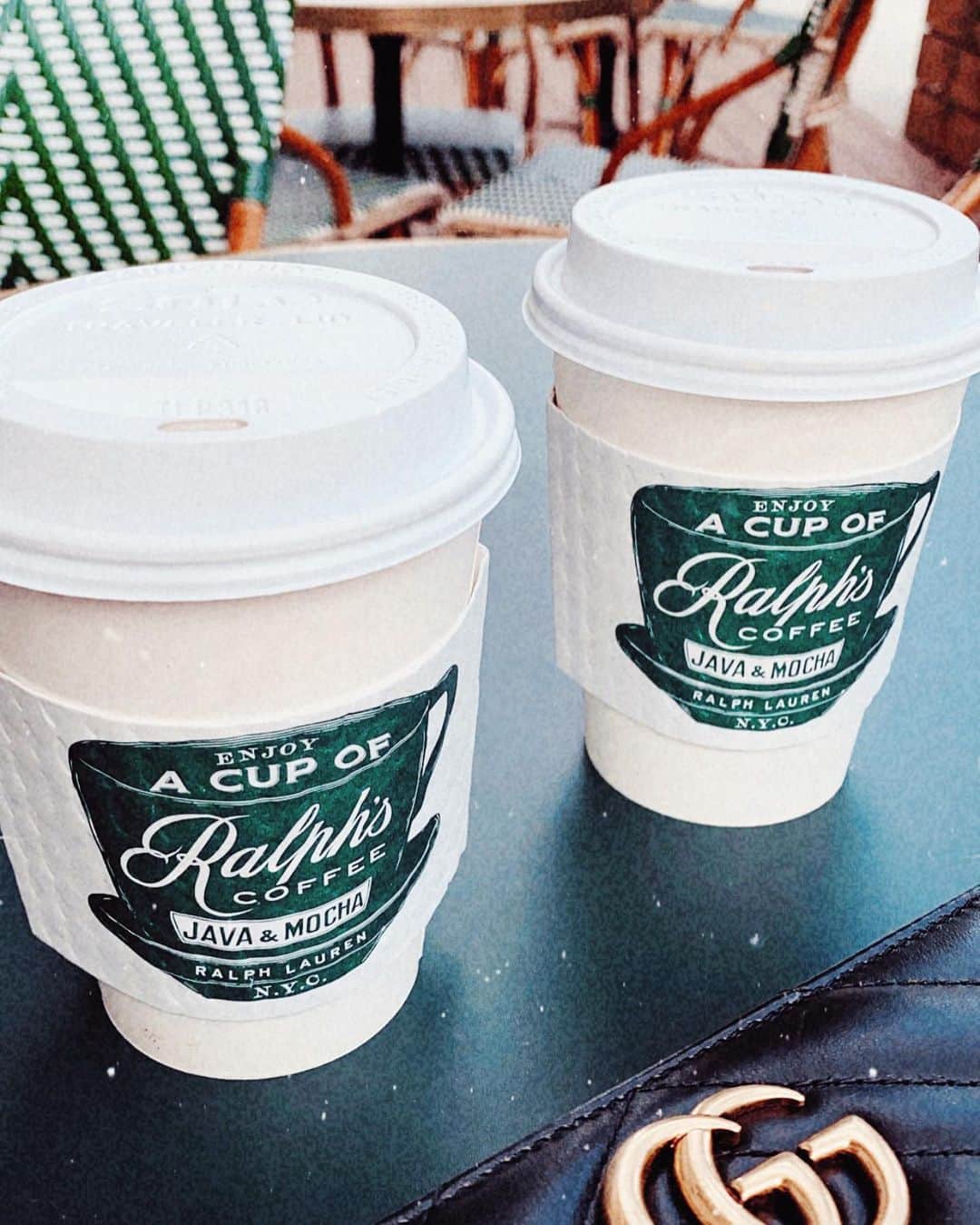 リアノン・ランゲラック（ミッチェル・ランゲラックの妻）のインスタグラム：「@ralphscoffee ☕️🧸」