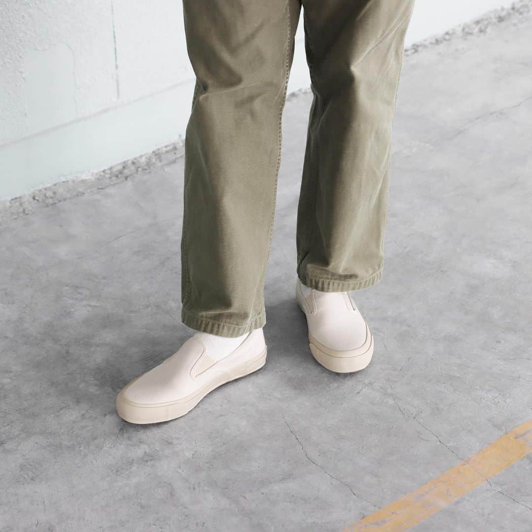 のインスタグラム：「SIDEGOA / NATURAL  #moonstarshoes  #finevulcanized  #sidegoa  #madeinkurume」