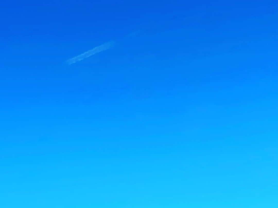井上侑さんのインスタグラム写真 - (井上侑Instagram)「晴れた日の洗濯は気持ちいいね  #skyblue #sun #washing #洗涤 #深呼吸」2月16日 10時32分 - yuinouehappy