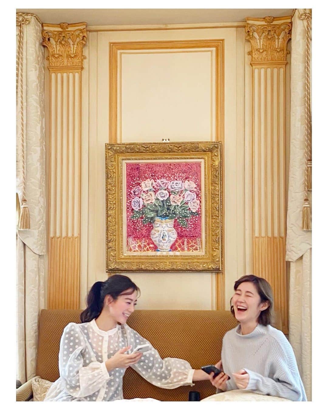 のインスタグラム：「Marin🐱💘Mieko  こないだの撮影📸  @morrymarin  @arisatakeda   @ruirueboutique_official   @neutral_management   #japan #tokyo #fashion #ruirueboutique #nmtinc #marin #mieko #party #dress #ルイルエブティック」