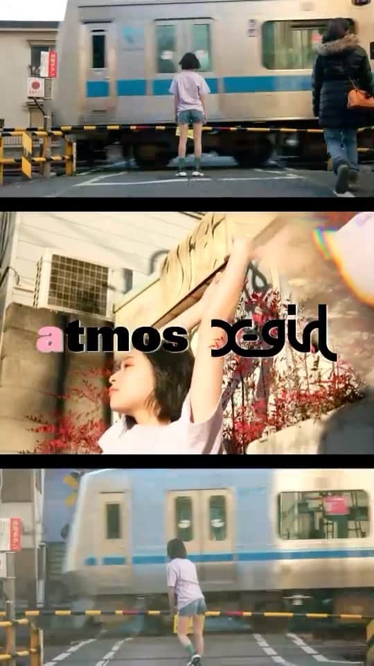 XGIRL_ootdのインスタグラム：「2月上旬よりスタートした、X-girlとatmos pink( @atmos_pink_official )がタッグを組んだマンスリー企画では、NIKEから新たにリリースされる販路限定スニーカーにフォーカスを当てたオリジナルのエディトリアルコンテンツをそれぞれ発表。その第二弾となるAIR MAXシリーズ最新モデル「AIR MAX VIVA」が、2月18日（木）より発売。  本作の大きな特徴としては、ランニング時などに快適なクッション性とサポート機能を叶えてくれるシュロンミッドソールと、踵部分に搭載したお馴染みのエアマックスユニット。さらにアッパーには、レザーやクローズドメッシュ、ヌバックを組み合わせた、トレンドライクな異素材のミックス感も見逃せないポイント。他にも2重のシューレースや斑点のあるミッドソール、ラバーのアウトソールもユニークで、細やかなディテールにもこだわりが感じられ、今の時代にあったレトロフィーチャーなデザインに仕上がっている。  今回発表するX-girlオリジナルのエディトリアル第二弾では、ストリートシーンやミレニアル世代を代表し、絶大な人気を誇るMIU( @_miugram_ )をモデルに起用。常に自然体でありながら、新しい時代の理想的な女性の在り方を体現する存在でもある彼女は、まさにNIKEの新たなアイコンともなりうる新モデルの「AIR MAX VIVA」との相性も抜群だ。  詳細情報はX-girlのオフィシャルサイトにて✓ https://x-girl.jp/」