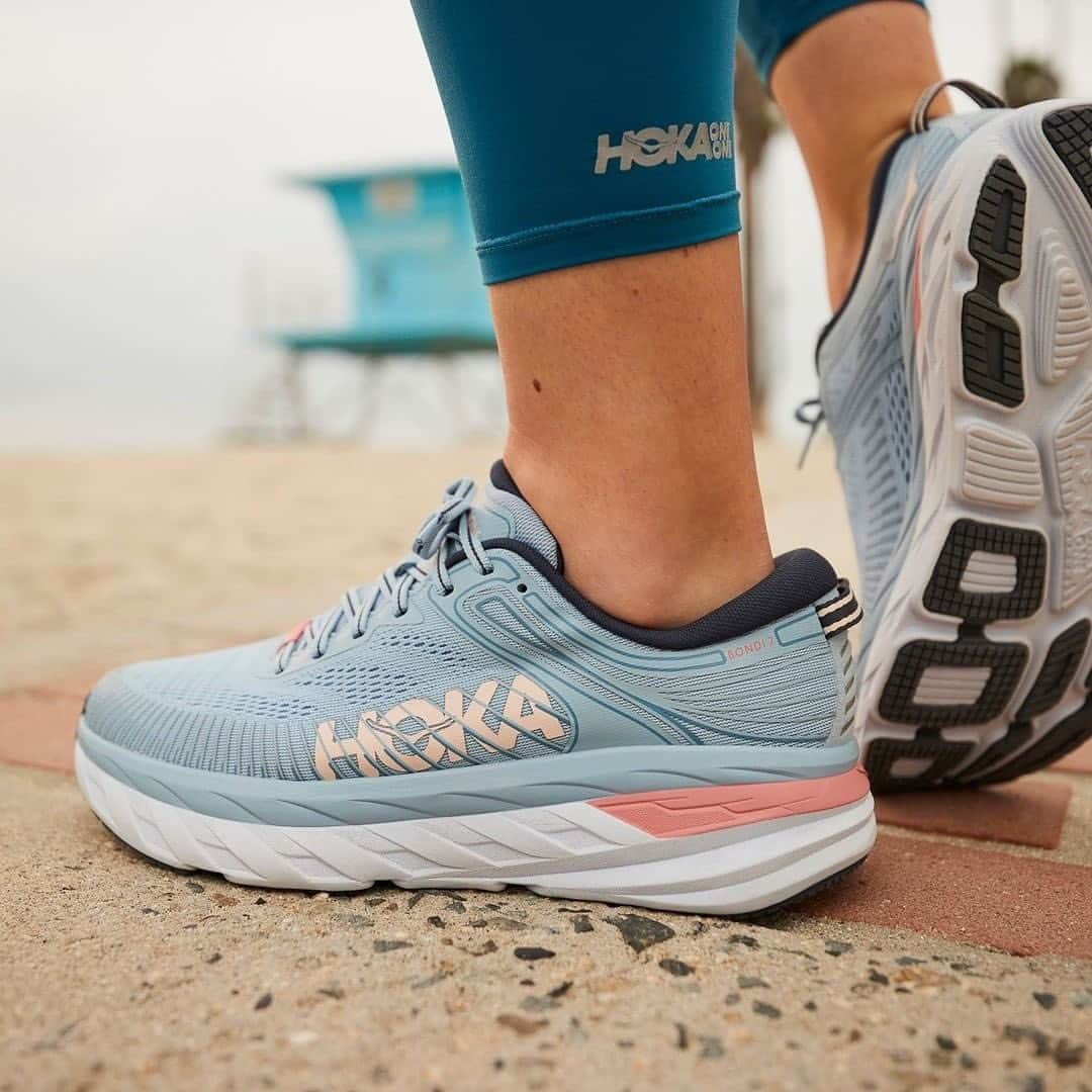 Nordstromさんのインスタグラム写真 - (NordstromInstagram)「Whether you're a serious runner or just getting started, our selection of @hokaoneone performance shoes will help you reach your goals. Shop top-rated, customer-approved styles (seriously, the reviews don't lie!) at the link in bio. #stayNspired」2月16日 12時29分 - nordstrom