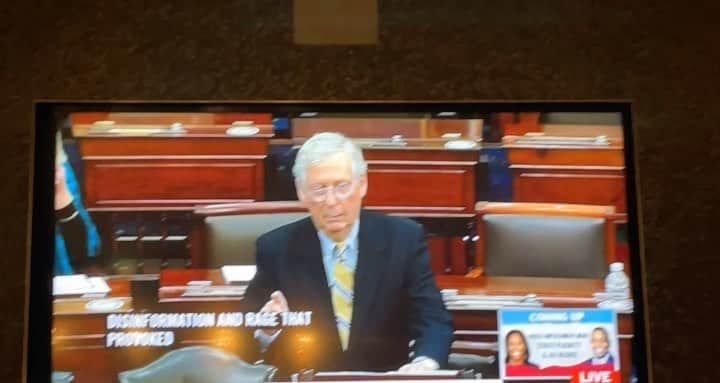 レスリー・ジョーンズのインスタグラム：「🙄🙄🙄🙄🙄🙄🙄🙄🙄🙄🙄🙄🙄🙄🙄🙄🙄🙄🙄🙄🤮🤮🤮🤮🤮🤮🤮🤮🤮🤮🤮🙄🙄🙄🙄🙄STFU! Bitch Mitch!」