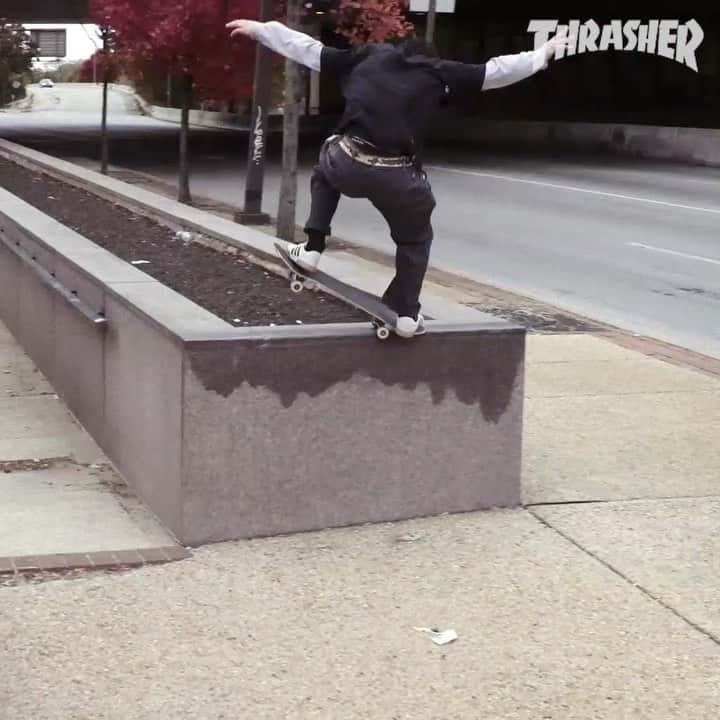 スラッシャーのインスタグラム：「👉🏾 @joebiewan x @alienworkshop 👽 New part playing on our YouTube channel 🛸」