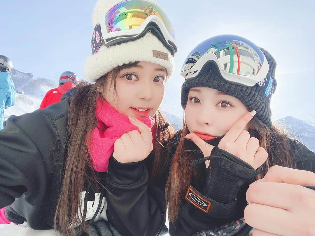 蒼木るいさんのインスタグラム写真 - (蒼木るいInstagram)「スノボー行ってきたー❄️ めちゃからだの疲労感がすごい🥺🥺  実はこないだも行ったからそれもまた載せる〜！スノボハマった！(笑)」2月16日 12時51分 - rui__aoki__