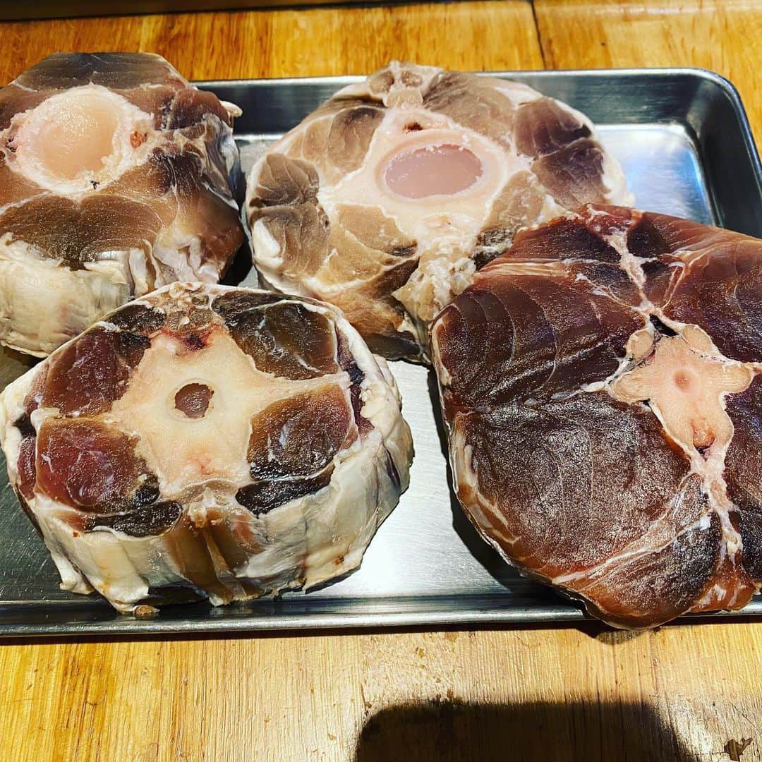 のインスタグラム：「清水港の鮪の尾の身カレー、スマイルズでクリエイティブやらせて頂いたものの、今日は作って食べた、うまし！」