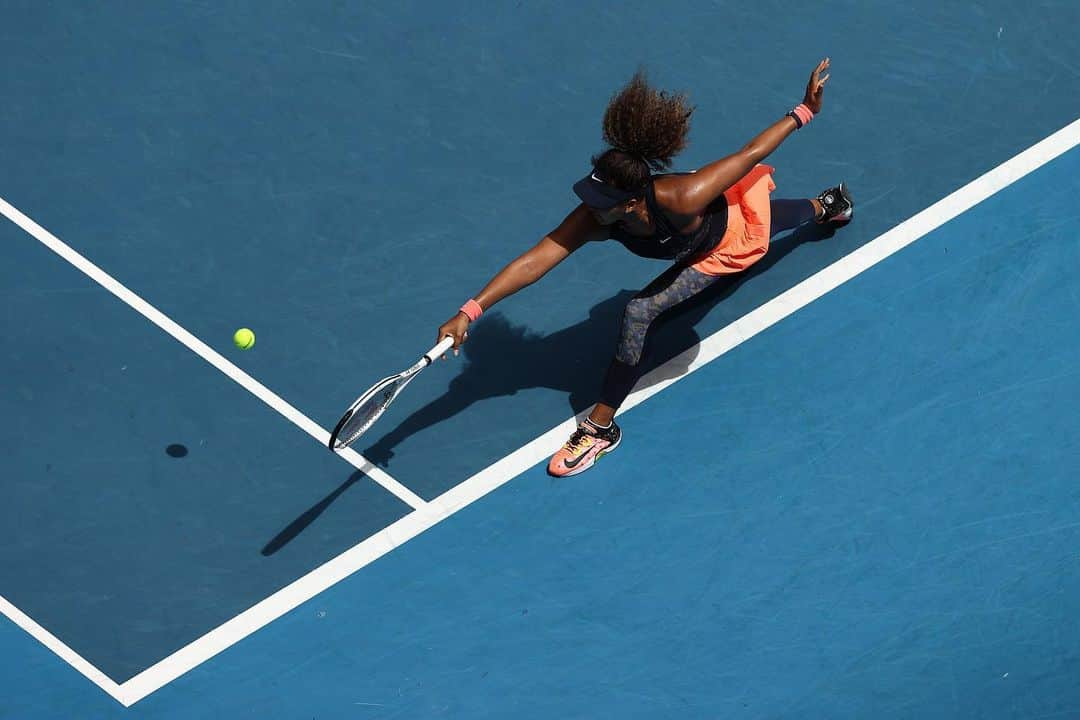 WTA（女子テニス協会）さんのインスタグラム写真 - (WTA（女子テニス協会）Instagram)「First into the @australianopen semifinals, @naomiosaka 🇦🇺 #AO2021」2月16日 13時14分 - wta