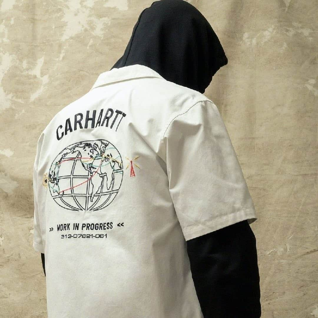 ARKnetsさんのインスタグラム写真 - (ARKnetsInstagram)「【Carhartt WIP】﻿ ﻿ 2021 SPRING & SUMMER  COLLECTION ﻿ ﻿ 毎シーズン好評頂いております、《 Carhartt WIP（カーハート ワークインプログレス） 》より、2021 SPRING & SUMMERのLOOK BOOKが公開されましたのでご紹介させて頂きます。﻿ ﻿ 2021 SS Look Book：http://bit.ly/3jQC5l8﻿ Look Bookはトップページに記載のオフィシャルサイトからも確認できます。﻿ ﻿ ■BRAND／ Carhartt WIP（カーハート ワークインプログレス）﻿ ワークブランドとして世界的に確固たる地位を築いているUSカーハートを違った視点からとらえ、スタイリッシュなウェアとして構築し直したヨーロッパライン 、通称：UK Carhartt。2009年からはwork in progress （WIP）が新たなディストリビューターとなりここ日本でもcarhartt japanを発足して新たな展開を開始している。14年春夏からは正式にブランド名をCarhartt WIP（カーハート　ワークインプログレス）に改名した。﻿ ﻿ ﻿ 【 取り扱い店舗 】﻿ @noasark0265  @reark_arknets﻿ ﻿ ﻿ ■商品や通信販売に関しまして、ご不明な点がございましたらお気軽にお問い合わせください。﻿ -----------------------------------﻿ 【お問い合わせ】﻿ ARKnetsコールセンター﻿ TEL：028-634-1212 ( 営業時間 12:00～19:00 )﻿ ※店舗へ繋がりにくい場合には、こちらまでお問合せ下さい。﻿ -------------------------------------﻿ #CarharttWIP #カーハートワークインプログレス #Carhartt #カーハート #arknets #reark #arkwax #栃木セレクトショップ #宇都宮 #群馬 #高崎 #埼玉 #越谷 #セレクトショップ #スタイリング #fashion #ファッション #コーデ #coodinate #コーディネイト #21ss #2021ss #21sslook #Carhartt21ss #CarharttWIP21ss #outfit #recommenditem #オススメ #春夏 #SEASONLOOK」2月16日 13時39分 - arknets_official