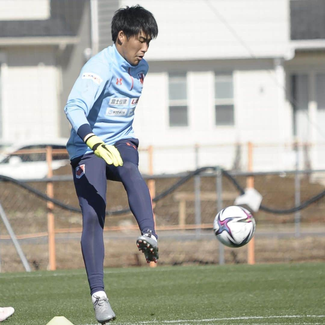 大宮アルディージャさんのインスタグラム写真 - (大宮アルディージャInstagram)「. 西大宮でのトレーニングを再開⚽️💪🏻🔥☀️  #31智輝 #37松田 #17ハスキッチ #20櫛引 #7三門  #大宮アルディージャ #ardija #Jリーグ #SHOW」2月16日 13時46分 - omiya.ardija