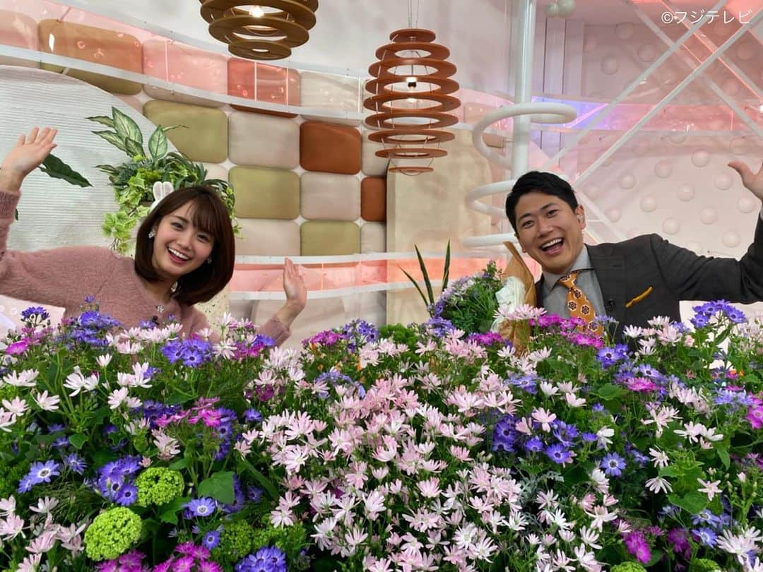 フジテレビ「めざましテレビ」さんのインスタグラム写真 - (フジテレビ「めざましテレビ」Instagram)「. きょうのお花は…「セネシオ」🌺 優しい色合いのセネシオを 見ているといやされるなぁ〜☺️ #めざましテレビ #酒主義久 #井上清華」2月16日 14時01分 - mezamashi.tv